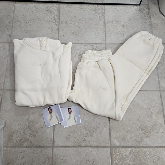 Comfrt Pants - Butter Yellow Hooded Sweatshirt & Joggers Set - Medium/small